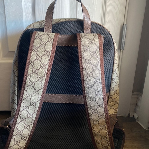 Authentic Gucci GG Ophidia Supreme Backpack - Picture 2 of 10
